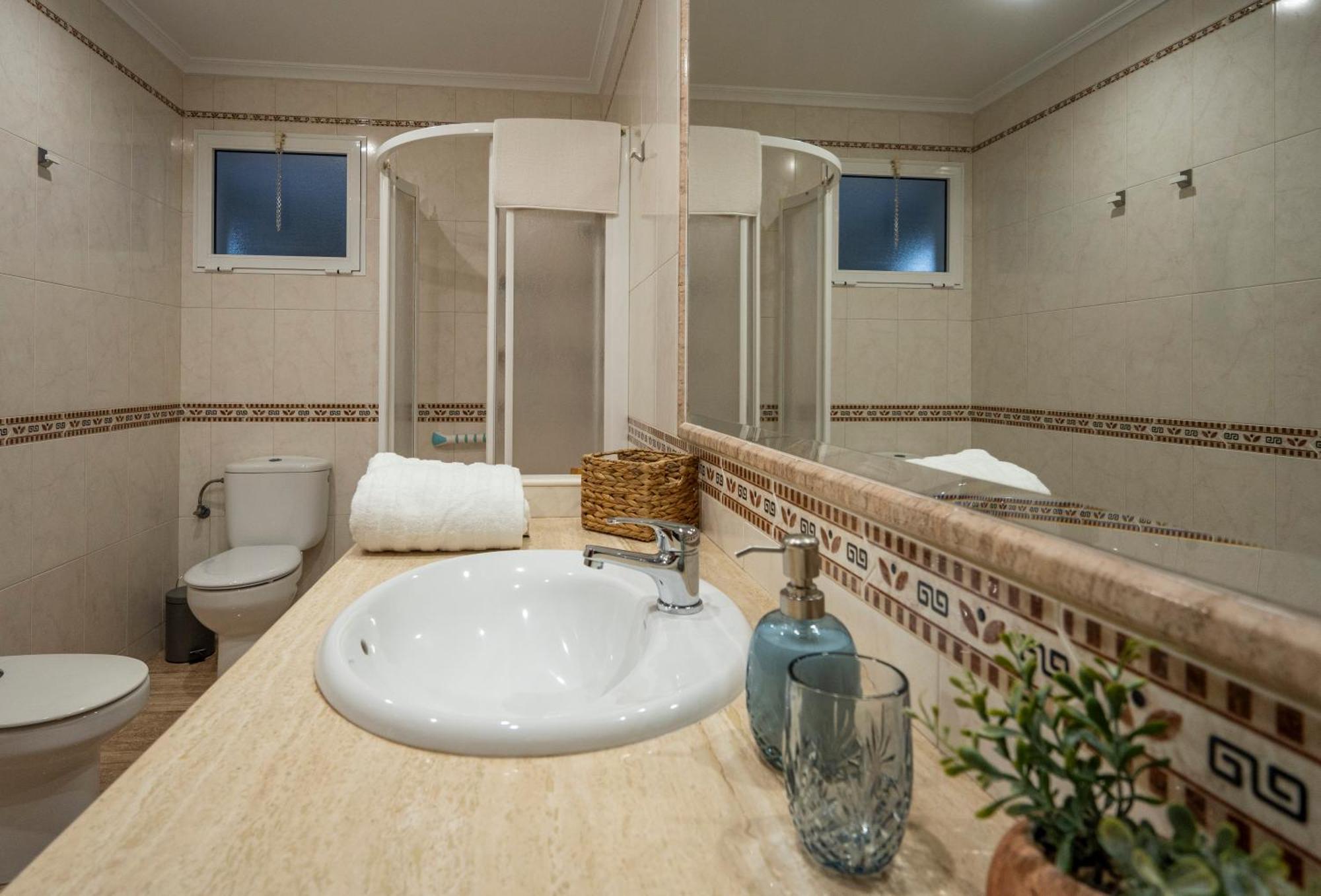 Casa Calera. Con Terraza Y Bbq Villa ซานตาโปลา ภายนอก รูปภาพ
