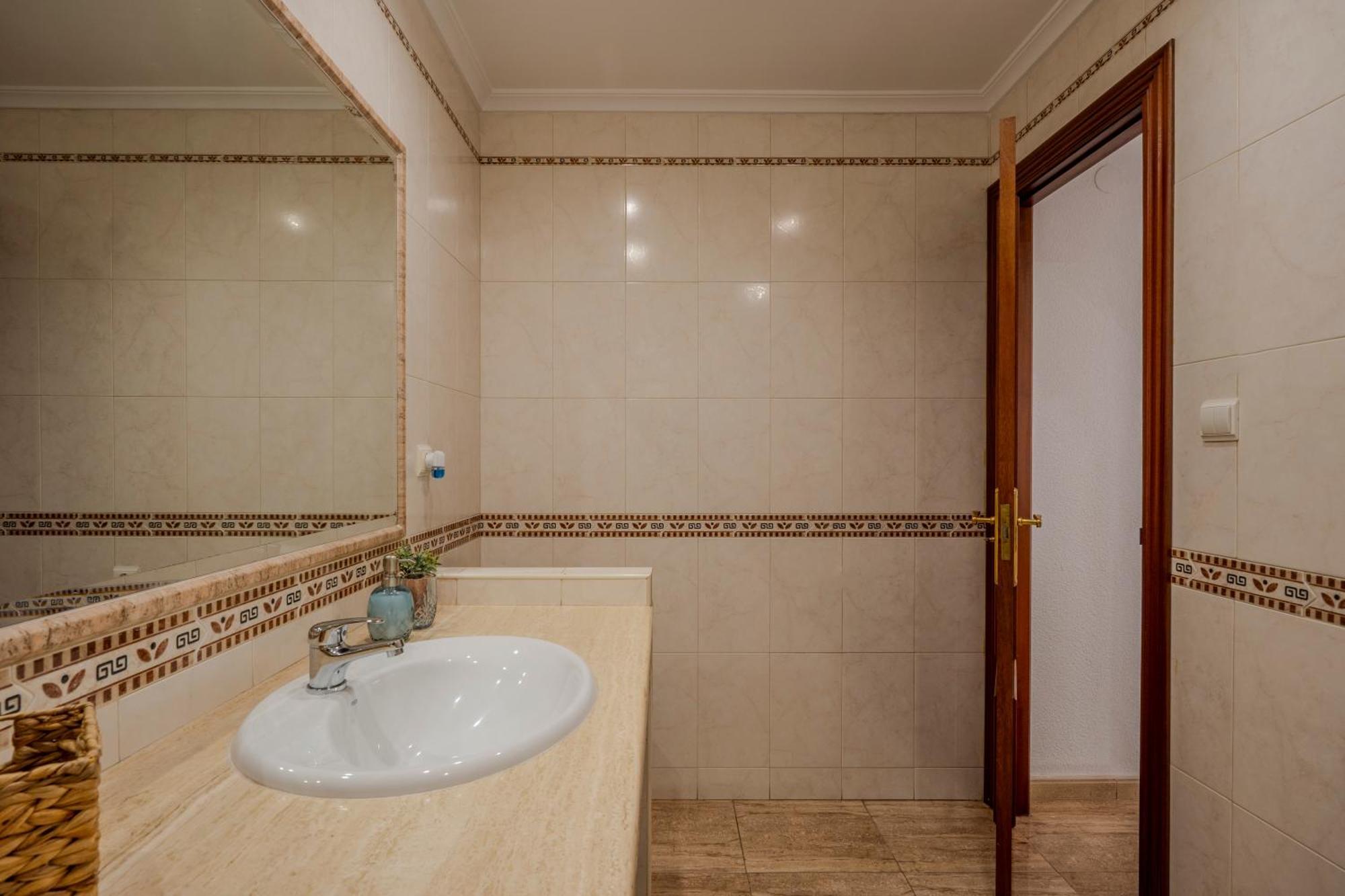 Casa Calera. Con Terraza Y Bbq Villa ซานตาโปลา ภายนอก รูปภาพ